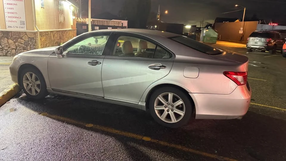 2008 Lexus ES 5th Gen - Image 3 of 6