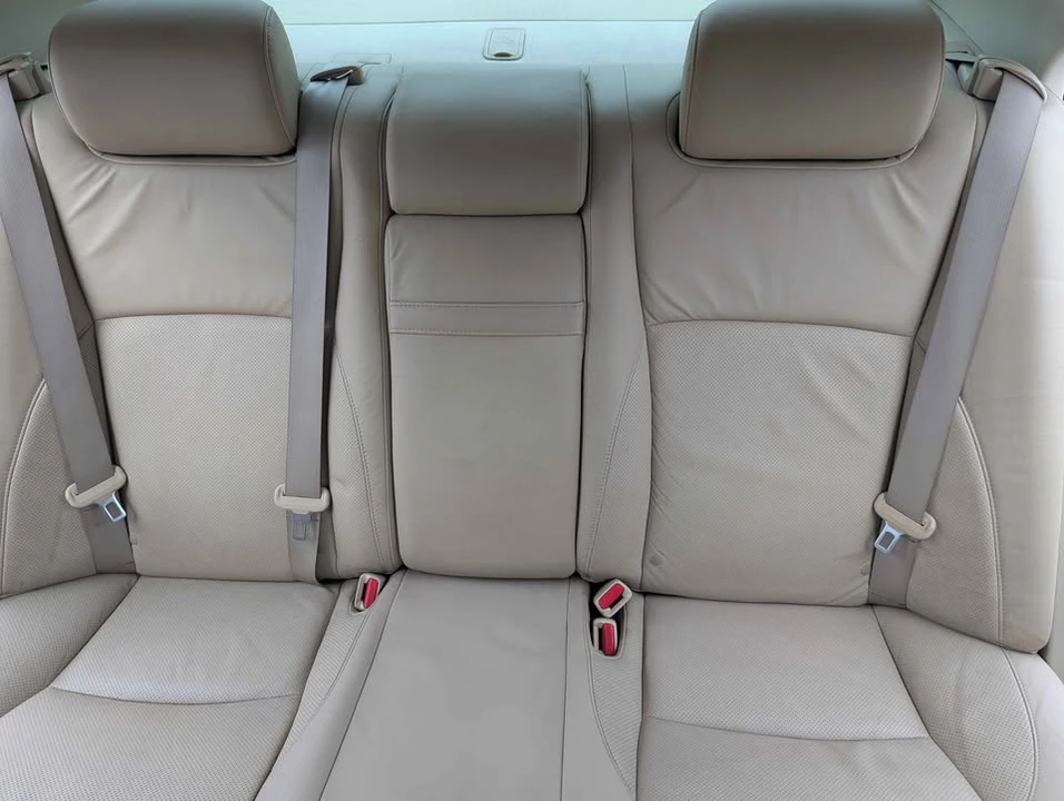 2008 Lexus ES 5th Gen - Image 11 of 16