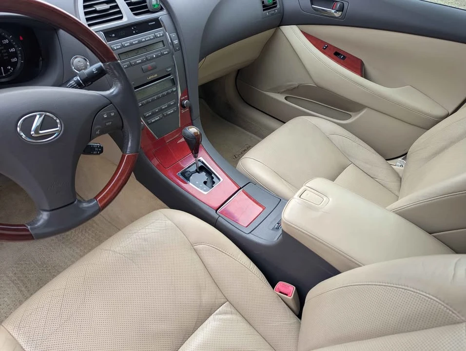 2008 Lexus ES 5th Gen - Image 6 of 16