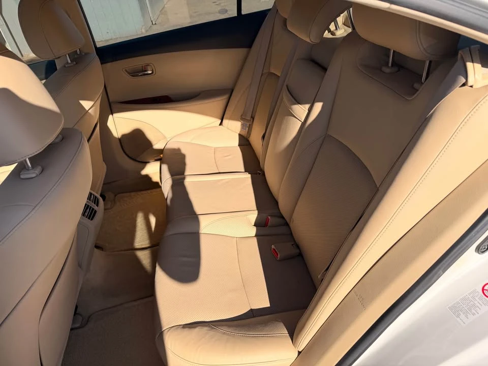 2008 Lexus ES 5th Gen - Image 12 of 16