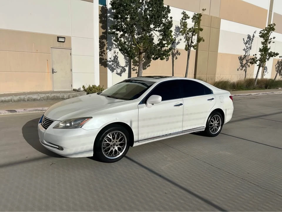 2008 Lexus ES 5th Gen - Image 3 of 6