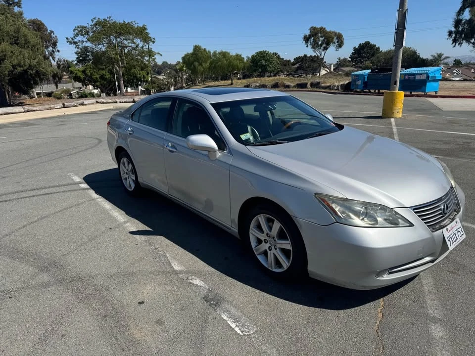 2008 Lexus ES 5th Gen - Image 3 of 12