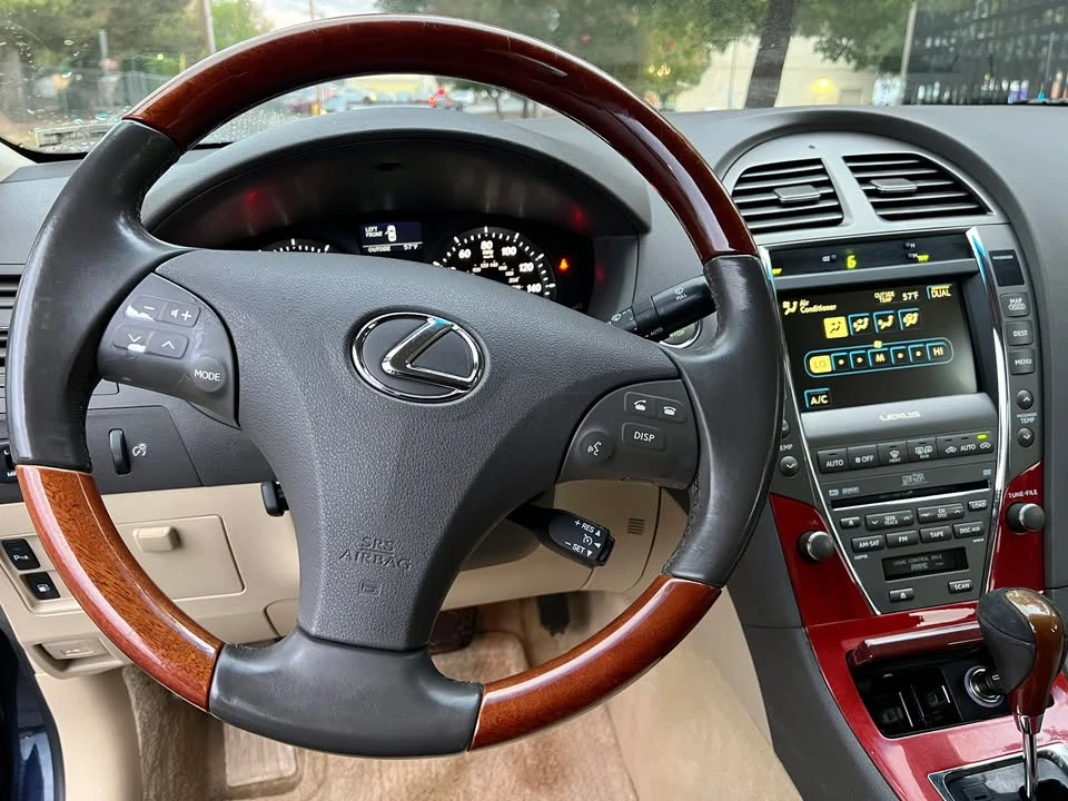 2008 Lexus ES 4th Gen - Image 8 of 13