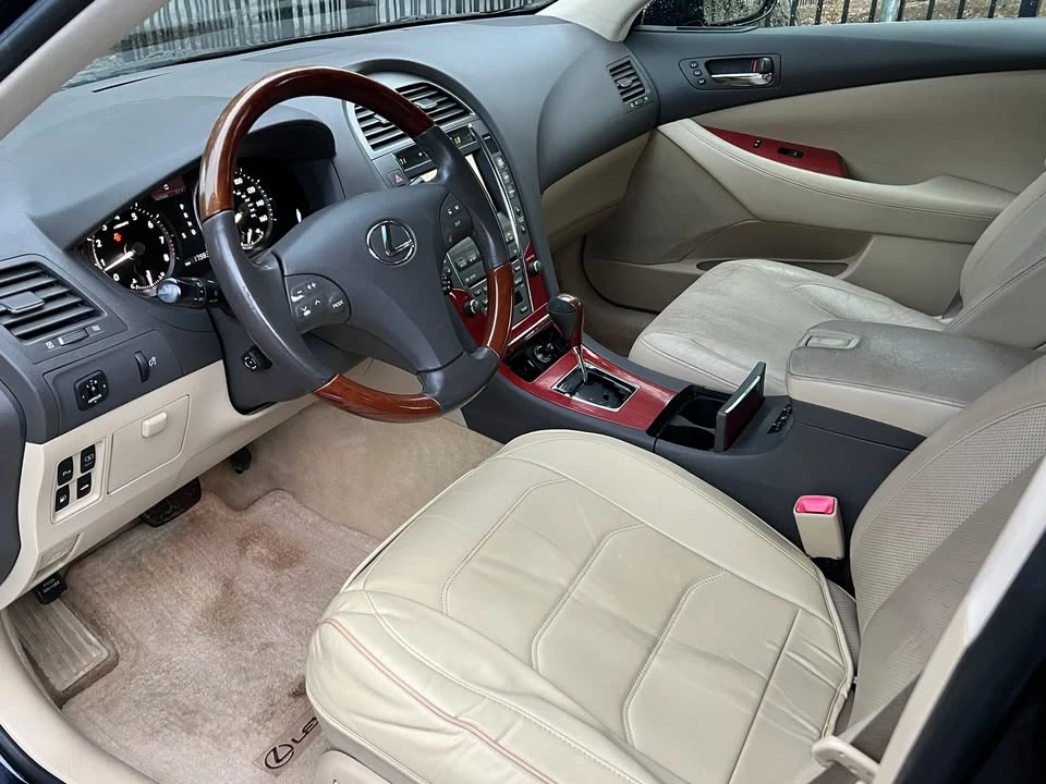 2008 Lexus ES 4th Gen - Image 5 of 13
