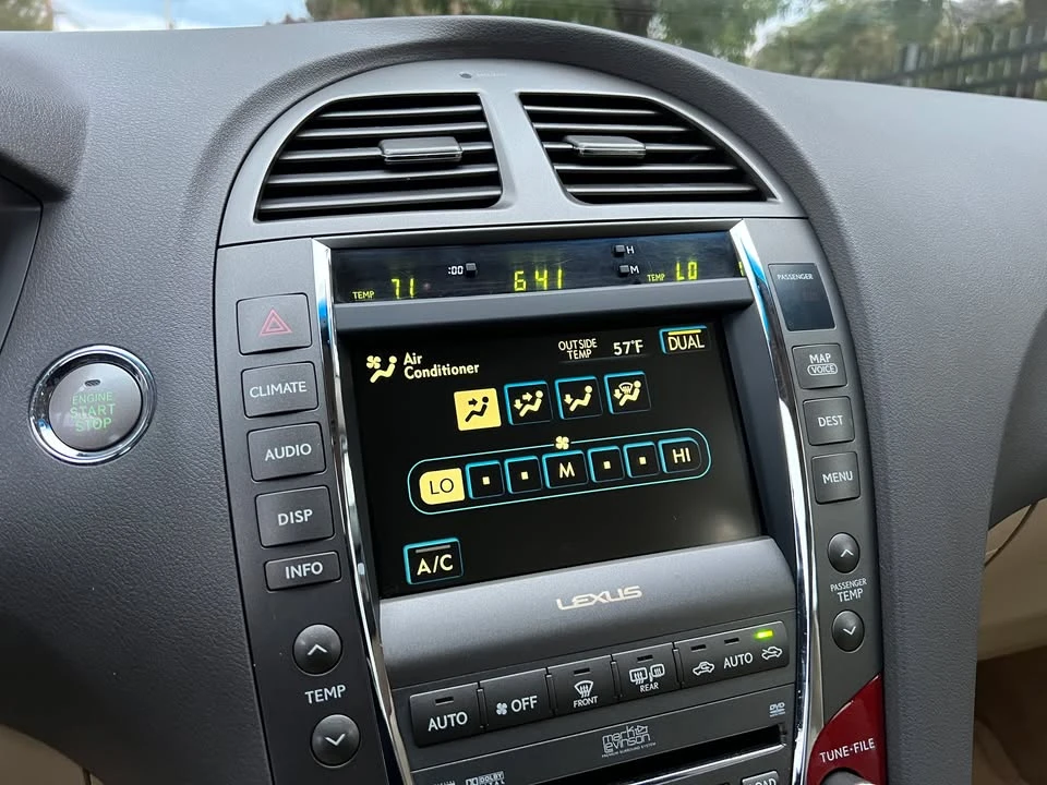 2008 Lexus ES 4th Gen - Image 9 of 13