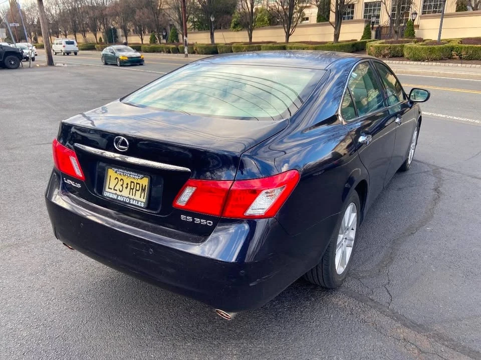 2008 Lexus ES 5th Gen - Image 3 of 19
