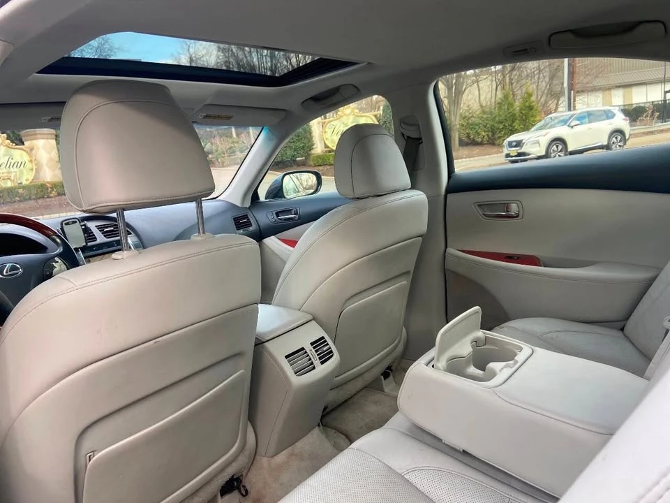 2008 Lexus ES 5th Gen - Image 17 of 19