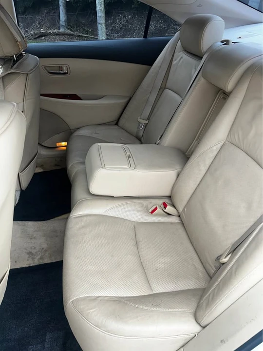 2008 Lexus ES 5th Gen - Image 5 of 7