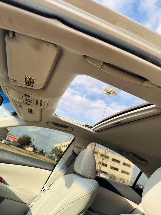 2008 Lexus ES 4th Gen - Image 16 of 17