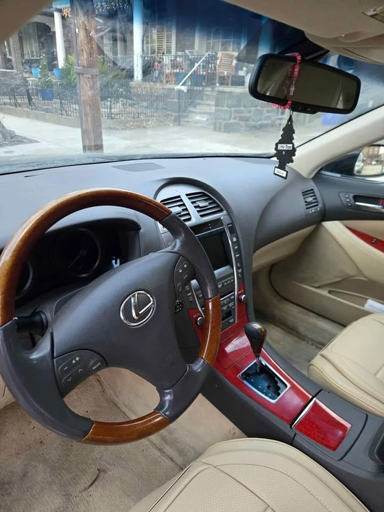 2008 Lexus ES 5th Gen - Image 9 of 10
