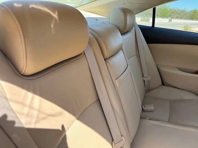 2008 Lexus ES 5th Gen - Image 19 of 20