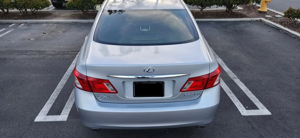 2008 Lexus ES 5th Gen - Image 4 of 20