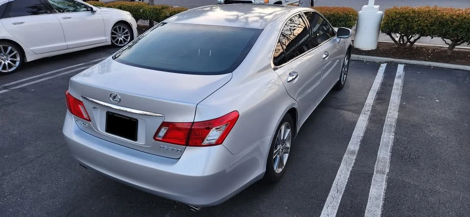 2008 Lexus ES 5th Gen - Image 5 of 20
