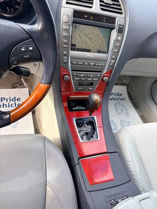 2008 Lexus ES 5th Gen - Image 12 of 20