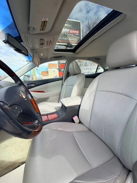 2008 Lexus ES 5th Gen - Image 11 of 20