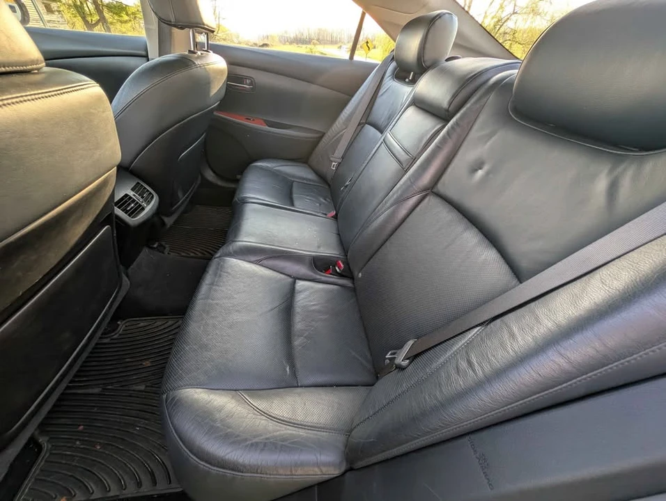 2008 Lexus ES 5th Gen - Image 4 of 7