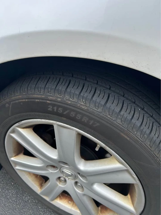2008 Lexus ES 5th Gen - Image 3 of 9