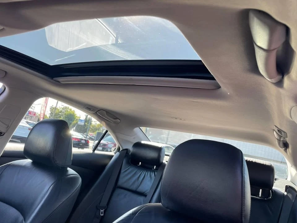 2008 Lexus ES 5th Gen - Image 10 of 16