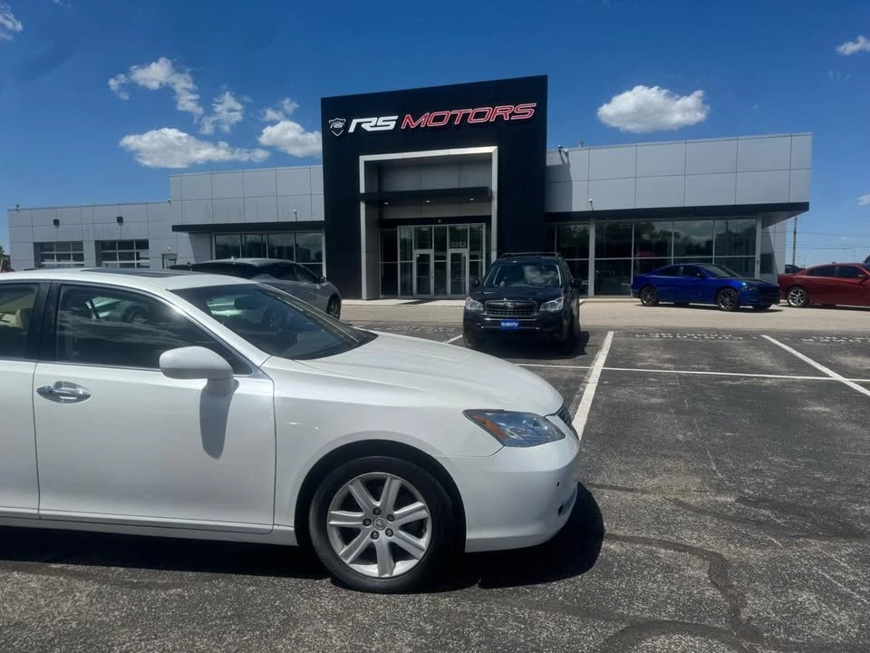 2008 Lexus ES 5th Gen - Image 11 of 20