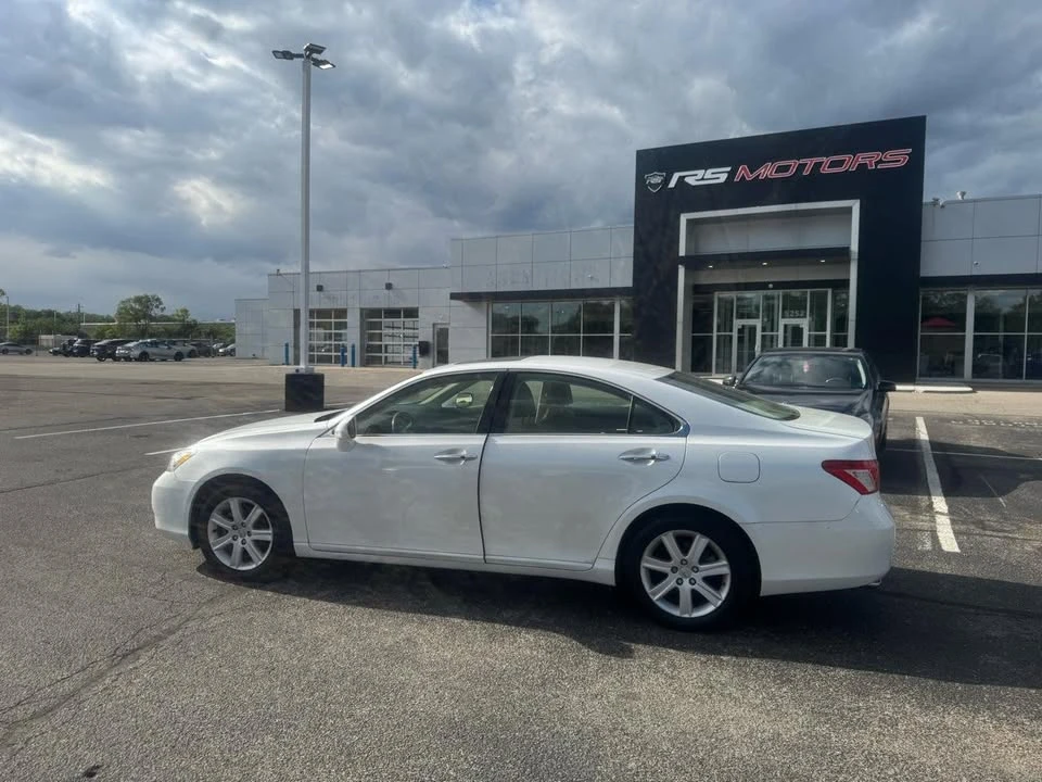 2008 Lexus ES 5th Gen - Image 3 of 20