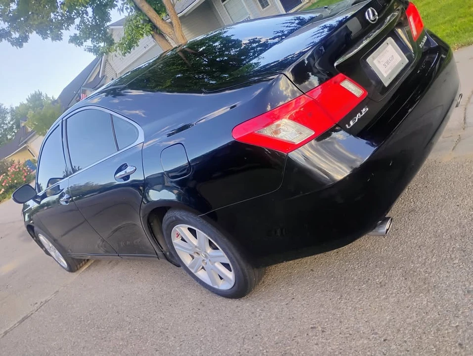 2008 Lexus ES 5th Gen - Image 9 of 15