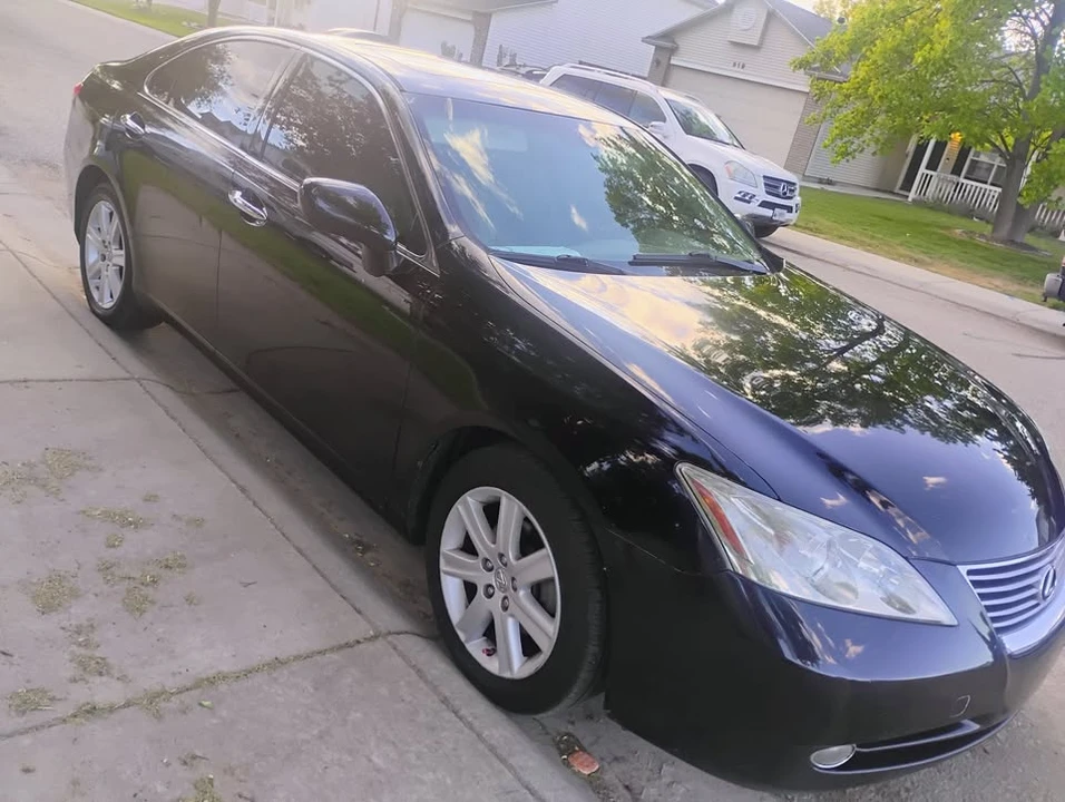2008 Lexus ES 5th Gen - Image 5 of 15