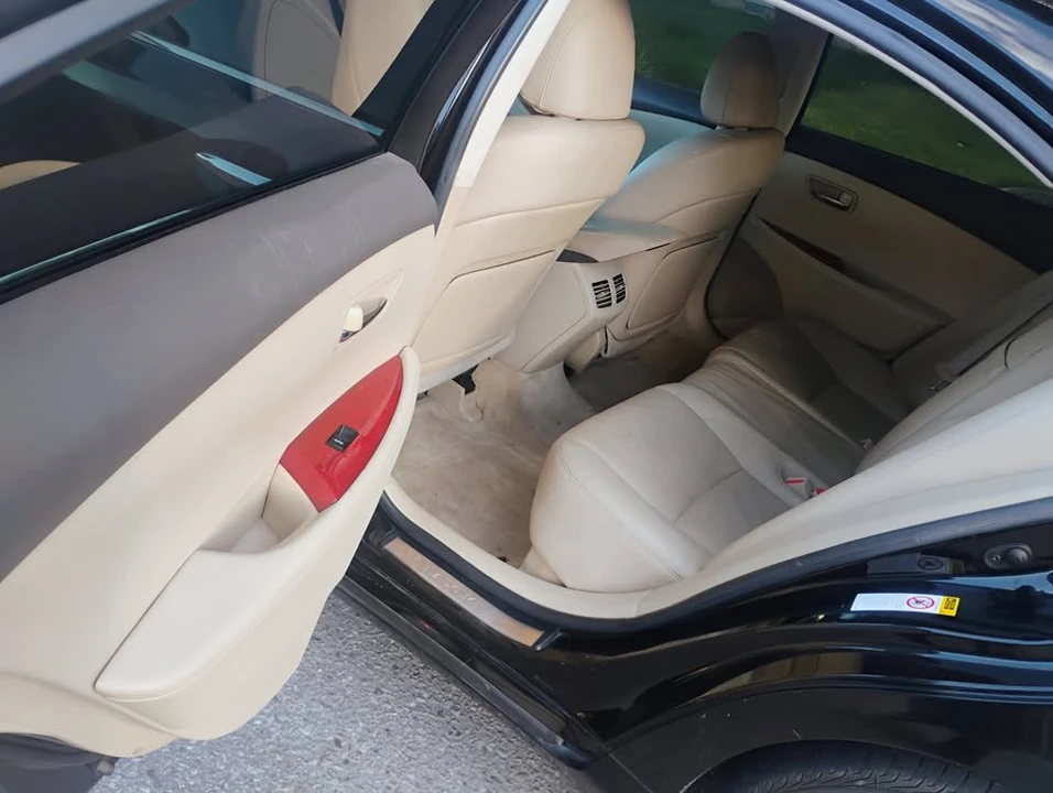 2008 Lexus ES 5th Gen - Image 12 of 15
