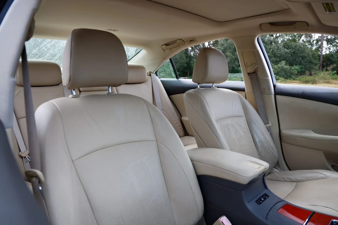 2008 Lexus ES 5th Gen - Image 18 of 21