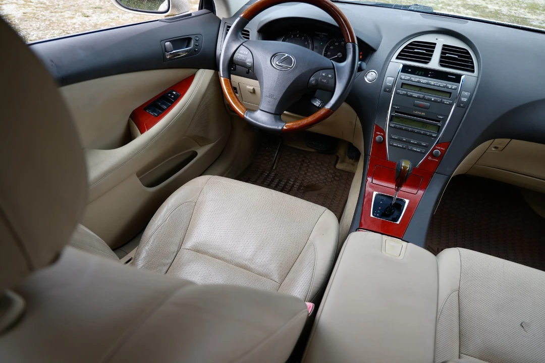 2008 Lexus ES 5th Gen - Image 20 of 21