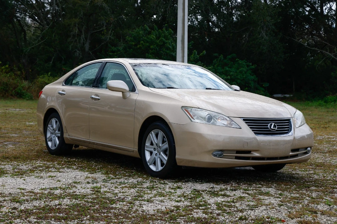2008 Lexus ES 5th Gen - Image 15 of 21