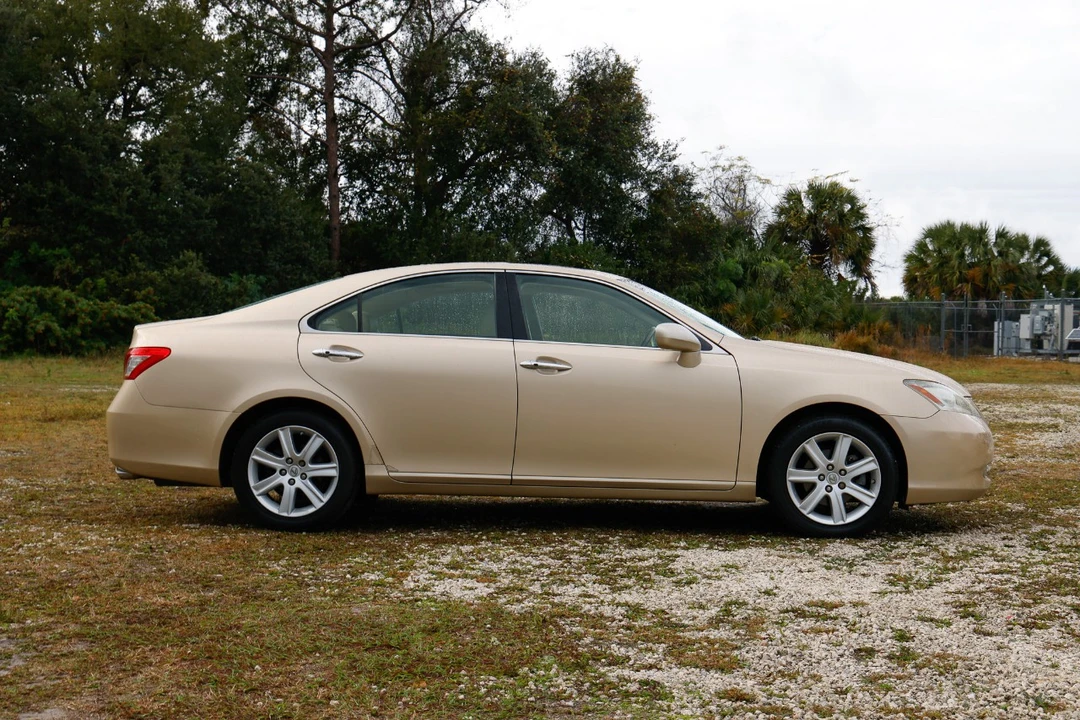 2008 Lexus ES 5th Gen - Image 13 of 21
