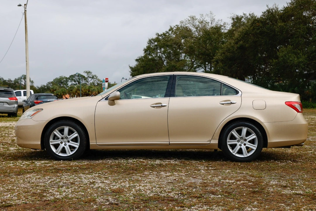 2008 Lexus ES 5th Gen - Image 3 of 21