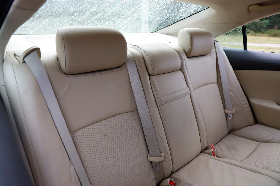 2008 Lexus ES 5th Gen - Image 14 of 21