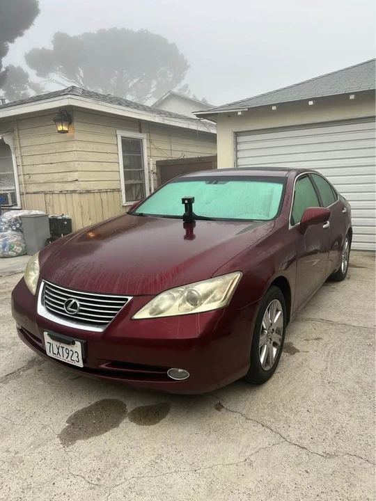2008 Lexus ES 5th Gen - Image 2 of 3