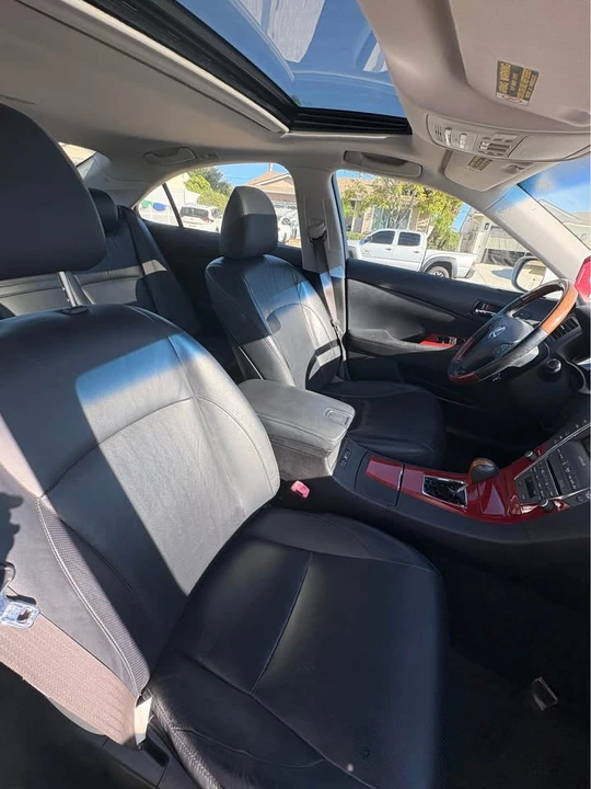 2008 Lexus ES 5th Gen - Image 11 of 12