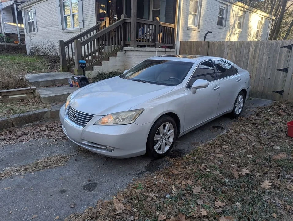 2008 Lexus ES 5th Gen - Image 2 of 7