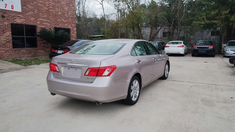 2008 Lexus ES 5th Gen - Image 4 of 10