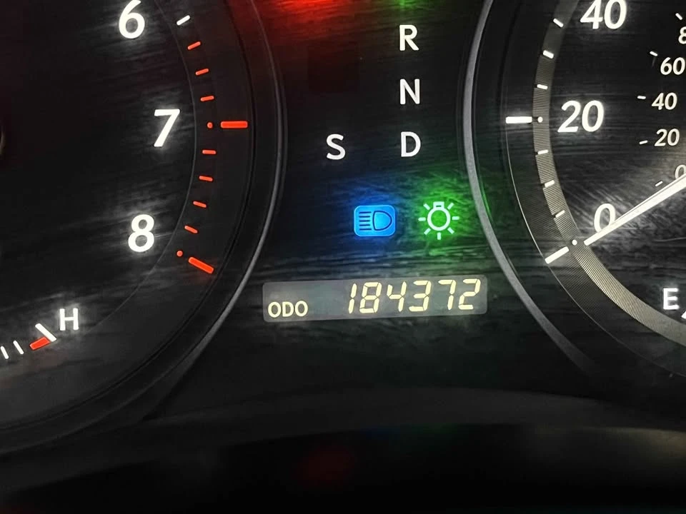 2008 Lexus ES 5th Gen - Image 8 of 10