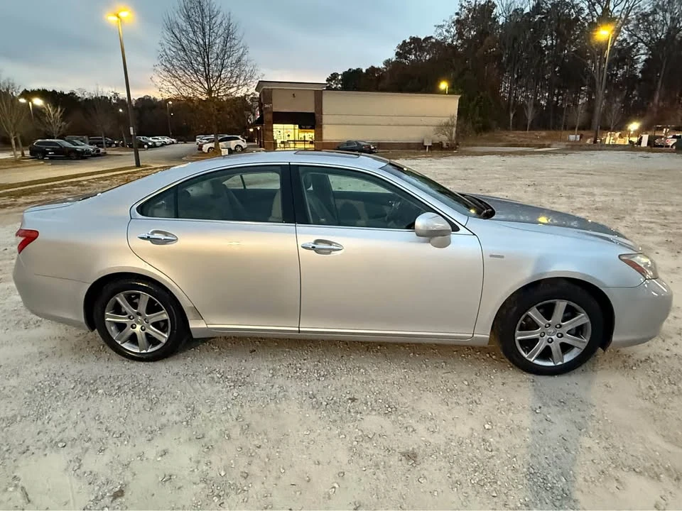 2008 Lexus ES 4th Gen - Image 5 of 11