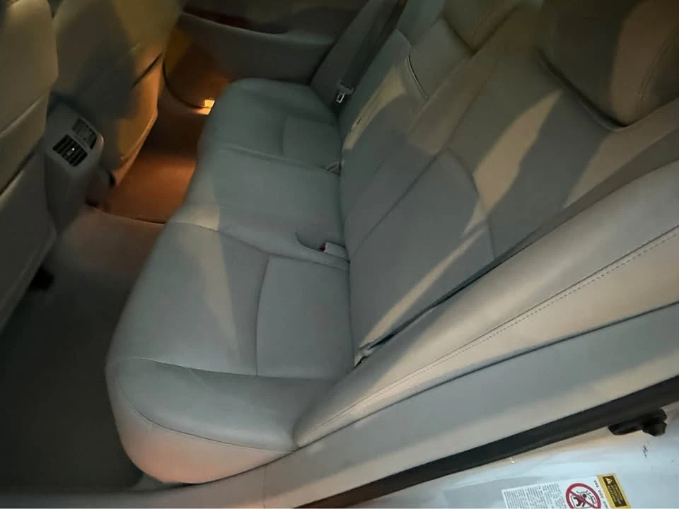 2008 Lexus ES 4th Gen - Image 10 of 11