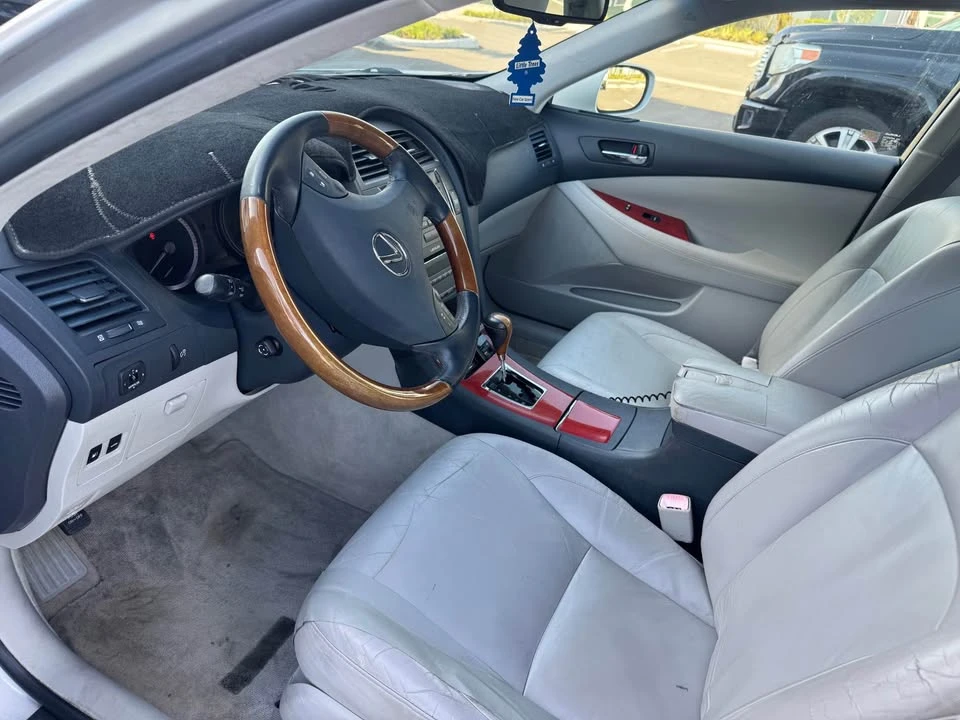 2008 Lexus ES 5th Gen - Image 6 of 12