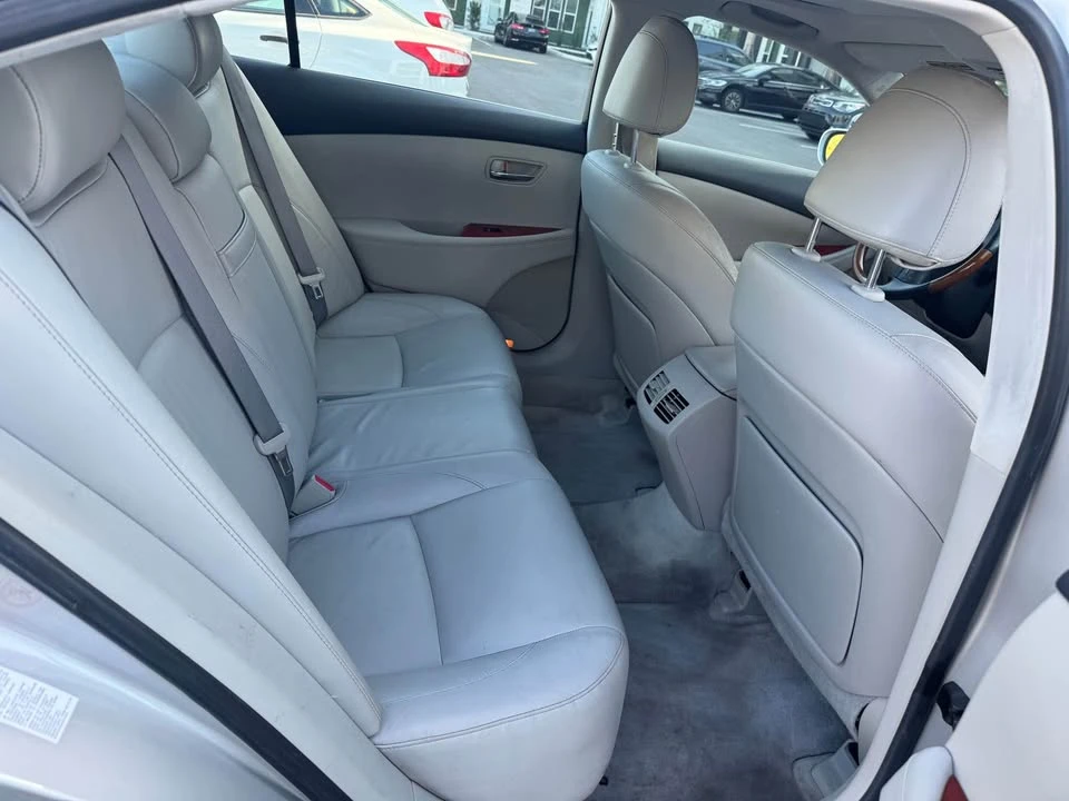 2008 Lexus ES 5th Gen - Image 8 of 12