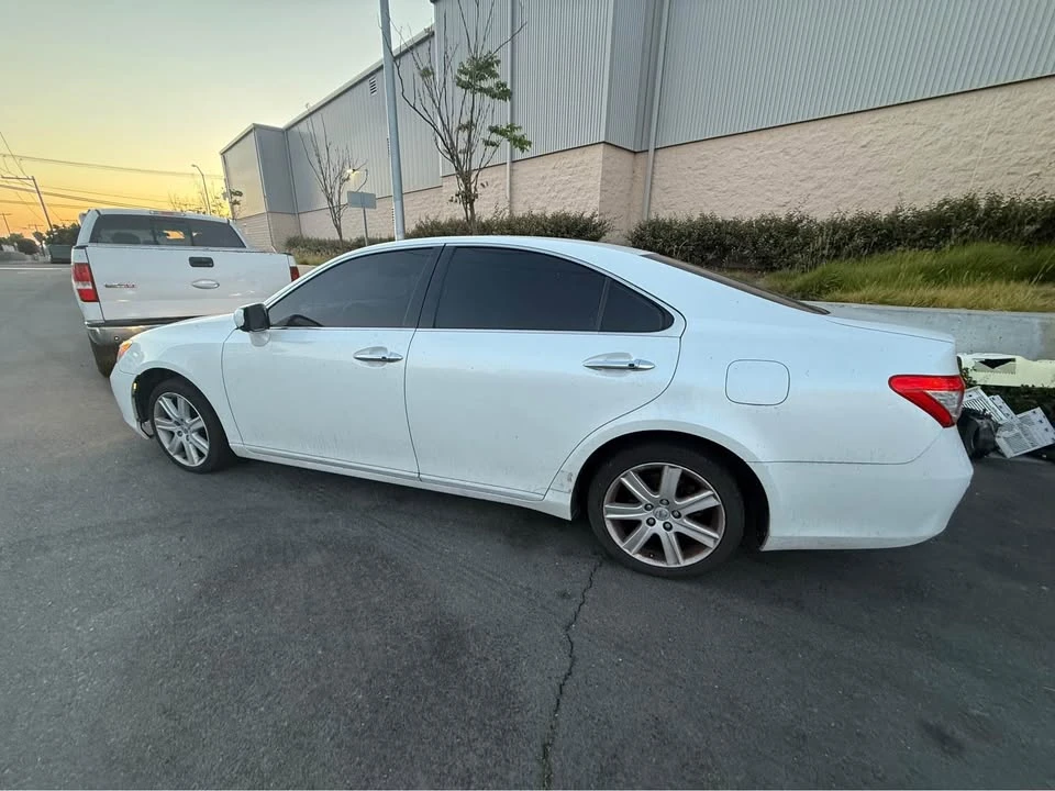 2008 Lexus ES 5th Gen - Image 4 of 13