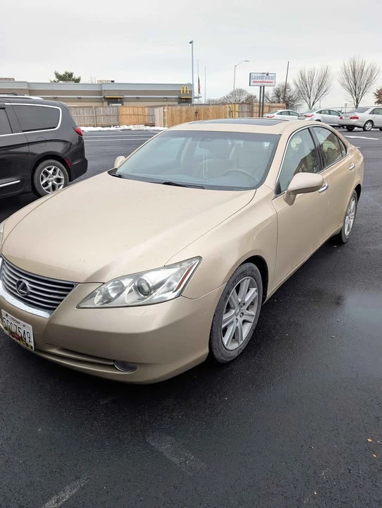 2008 Lexus ES 5th Gen - Image 4 of 6