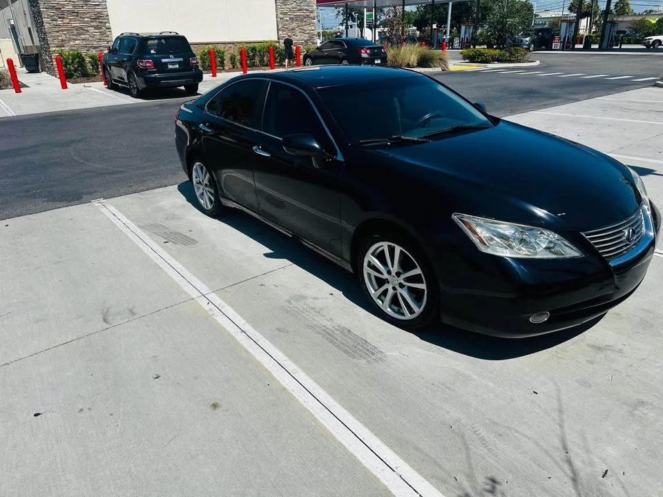 2008 Lexus ES 5th Gen - Image 5 of 7