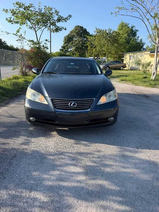 2008 Lexus ES 5th Gen - Image 2 of 7