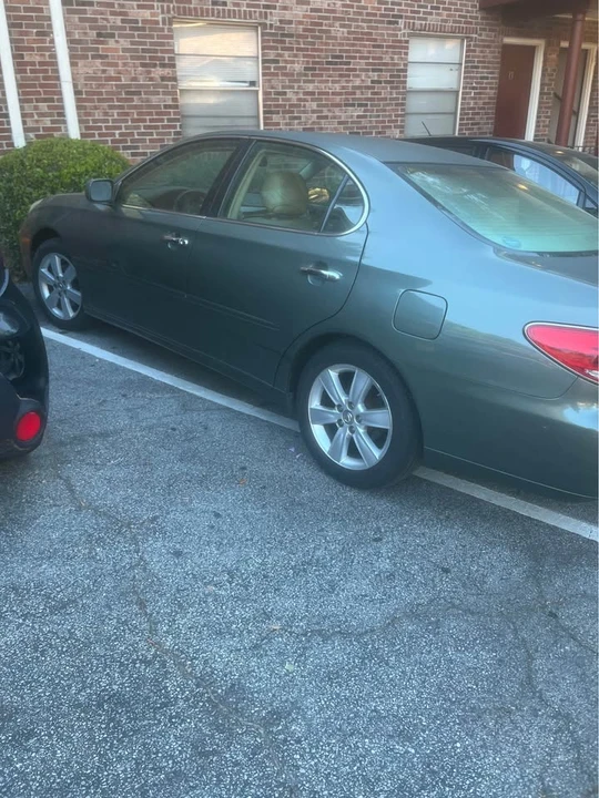 2008 Lexus ES 5th Gen - Image 2 of 3