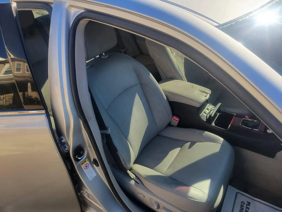 2008 Lexus ES 5th Gen - Image 3 of 6