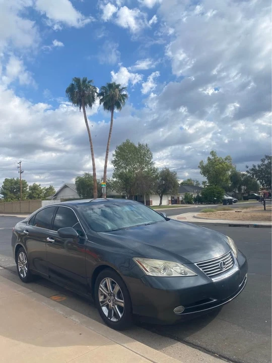 2008 Lexus ES 5th Gen - Image 2 of 11