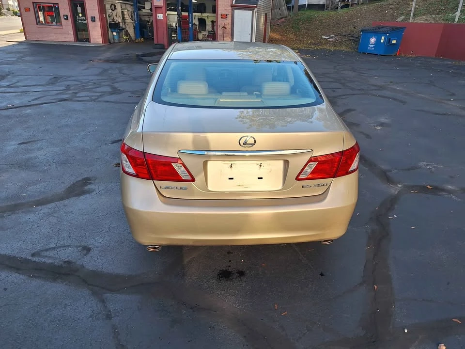 2008 Lexus ES 4th Gen - Image 7 of 17
